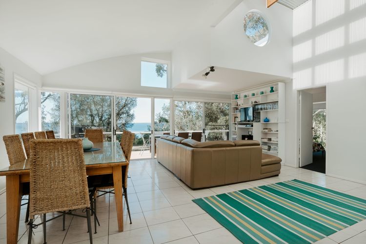 Mana Magic – Beach Access on your Doorstep!