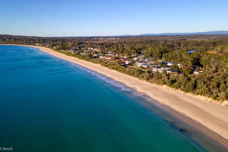 On Collingwood Beach by Book Jervis Bay – ON THE BIKEPATH TO HUSKY