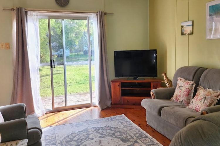 Waratah Cottage Cudmirrah