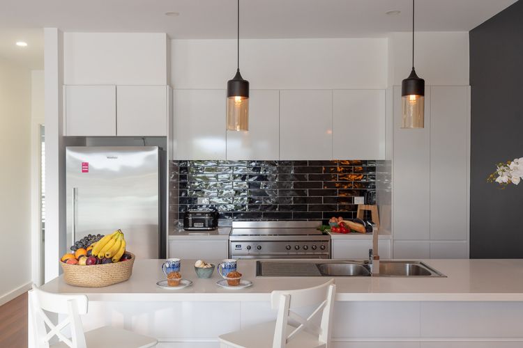 Bella K
