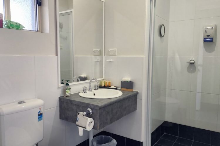 Jopen Motel Unit 3