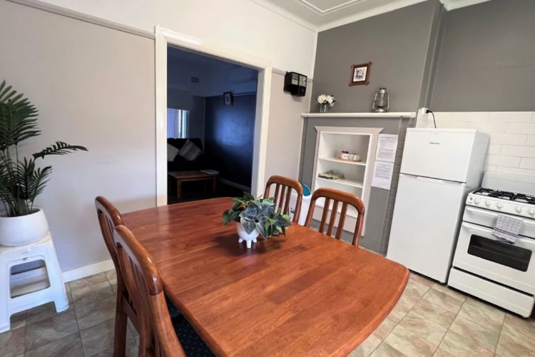 Cottage 1