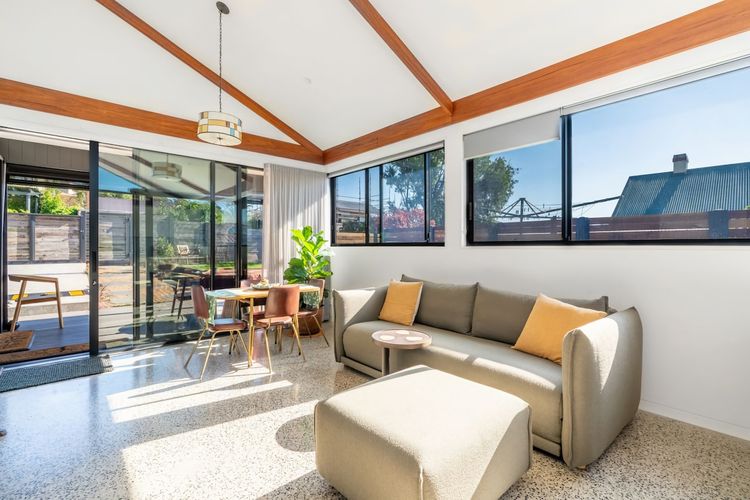 Seaview Lane Hideaway