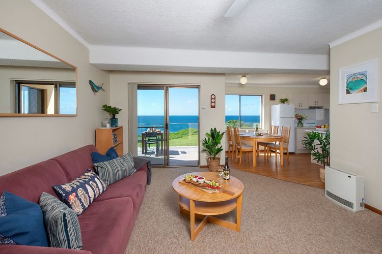 Headland Hideaway