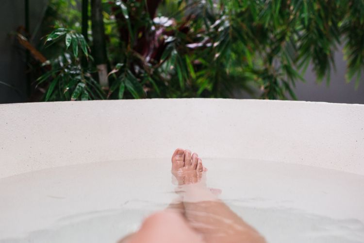 Cavvanbah | April Sun Villa – Construction Zone Warning