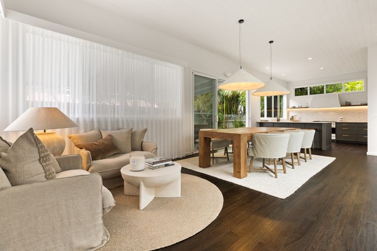 Calma on Carlyle Lane