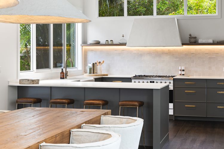 Calma on Carlyle Lane