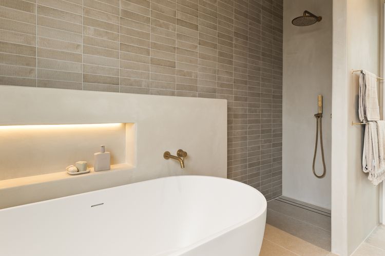 Calma on Carlyle Lane