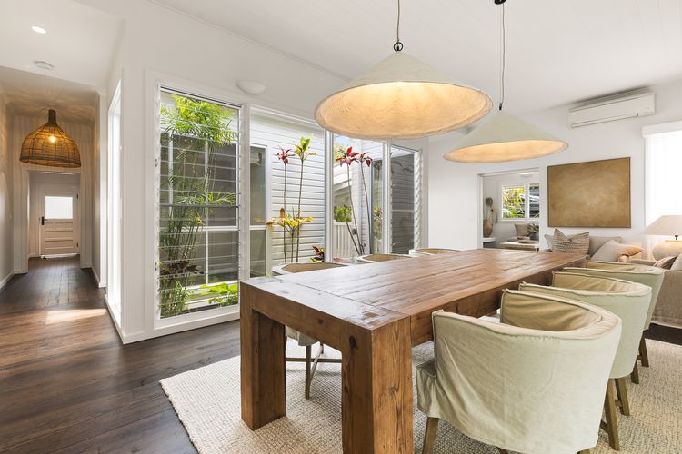 Calma on Carlyle Lane