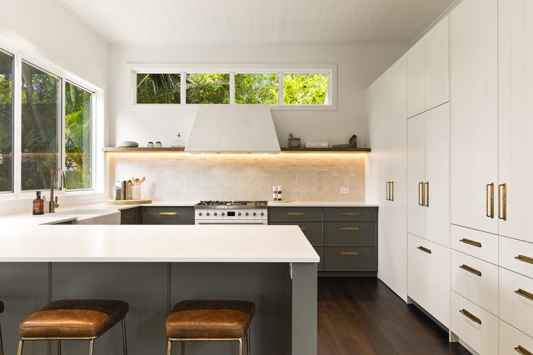 Calma on Carlyle Lane