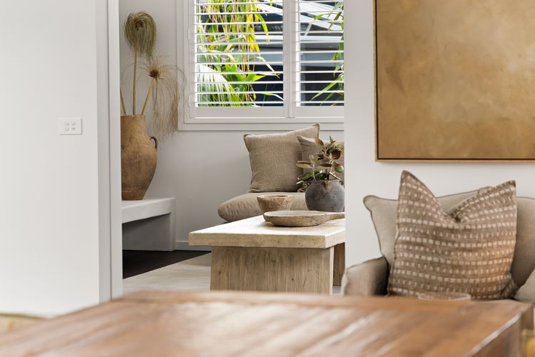 Calma on Carlyle Lane