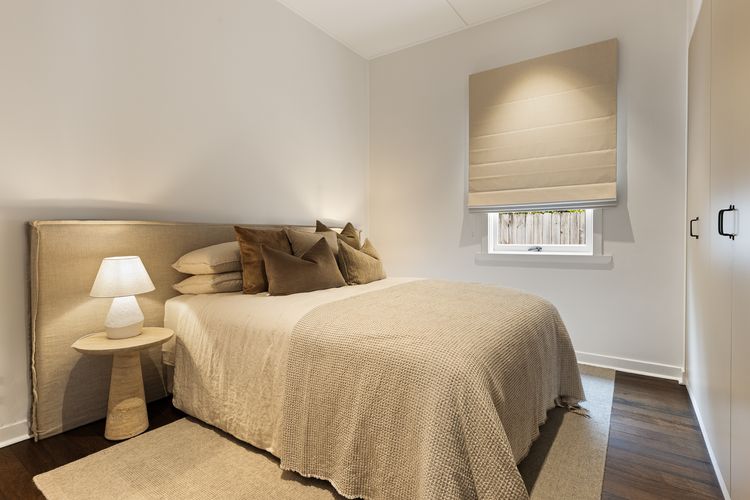 Calma on Carlyle Lane