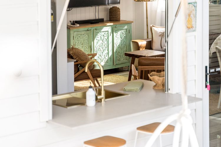 Pineapple Cottage
