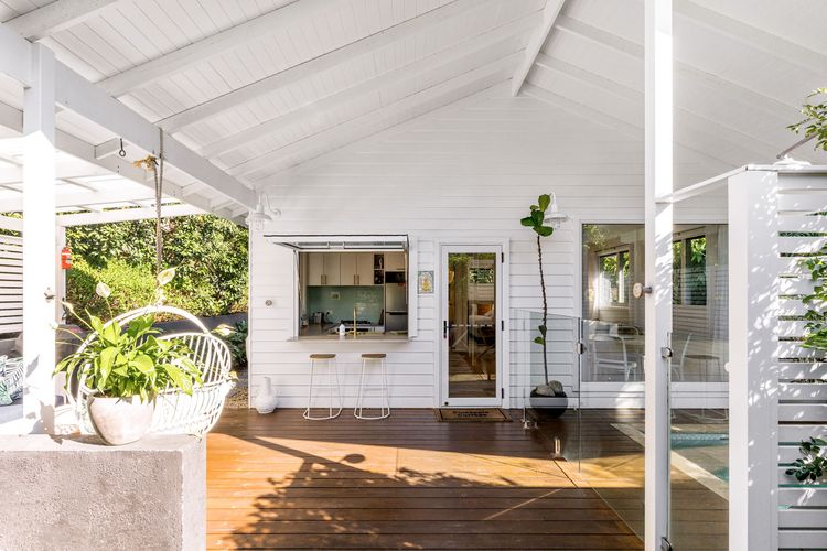 Pineapple Cottage