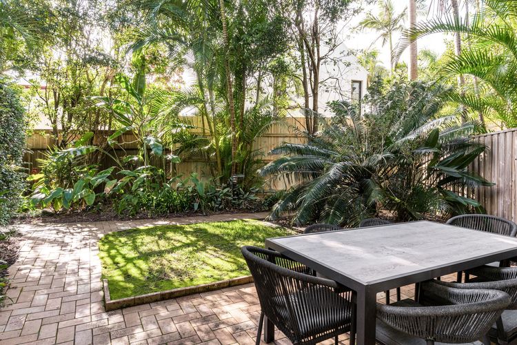 Byron Beachside 8