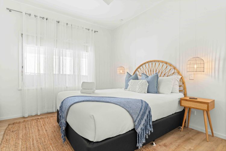 Cur46 – Husky Beach House by Experience Jervis Bay