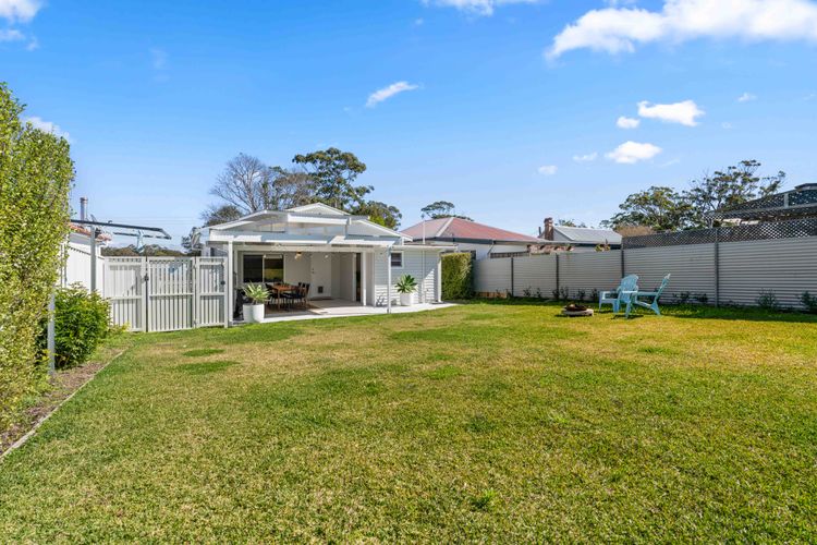 Cur46 – Husky Beach House by Experience Jervis Bay