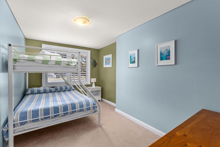 Mon12 – By the Bay by Experience Jervis Bay