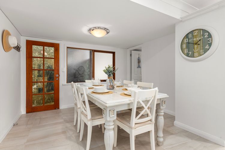 Mon12 – By the Bay by Experience Jervis Bay