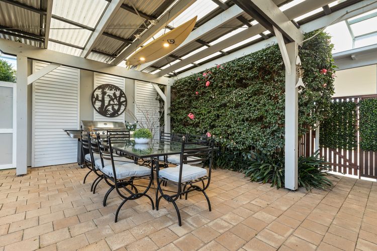 Mon12 – By the Bay by Experience Jervis Bay