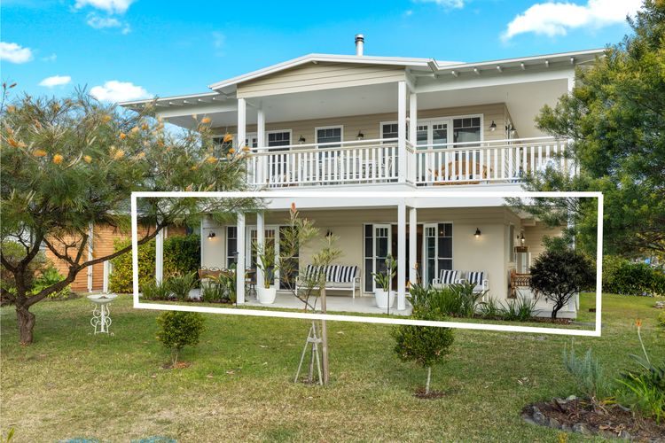 Mon12 – By the Bay by Experience Jervis Bay