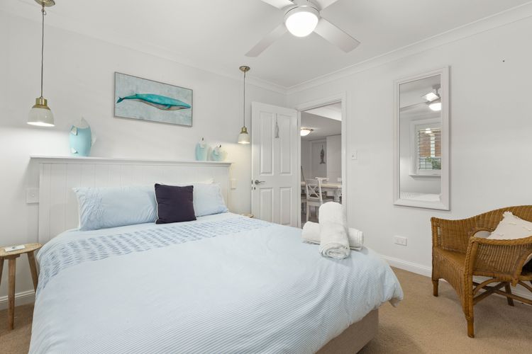 Mon12 – By the Bay by Experience Jervis Bay