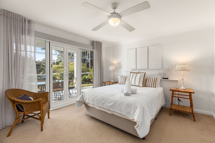 Mon12 – By the Bay by Experience Jervis Bay