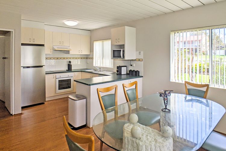 Eli120a – Poseidon’s Hideaway by Experience Jervis Bay