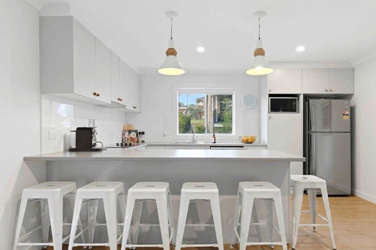 Eli3/219 – Boutique by Jervis Bay