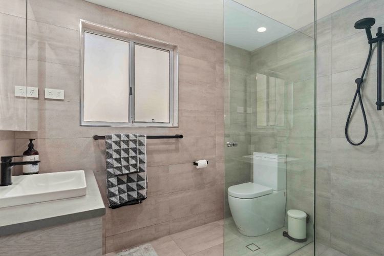 Eli3/219 – Boutique by Jervis Bay