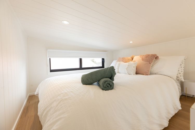 Cur46a – Husky Tiny Home by Experience Jervis Bay