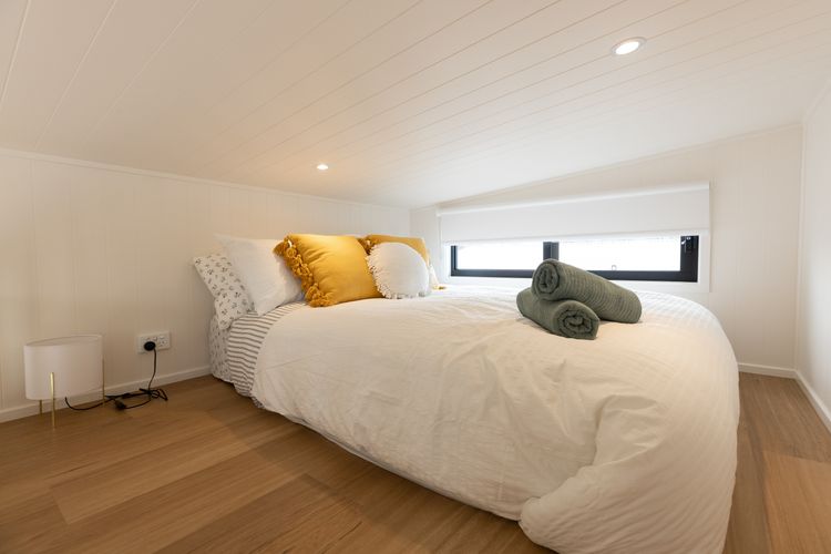 Cur46a – Husky Tiny Home by Experience Jervis Bay