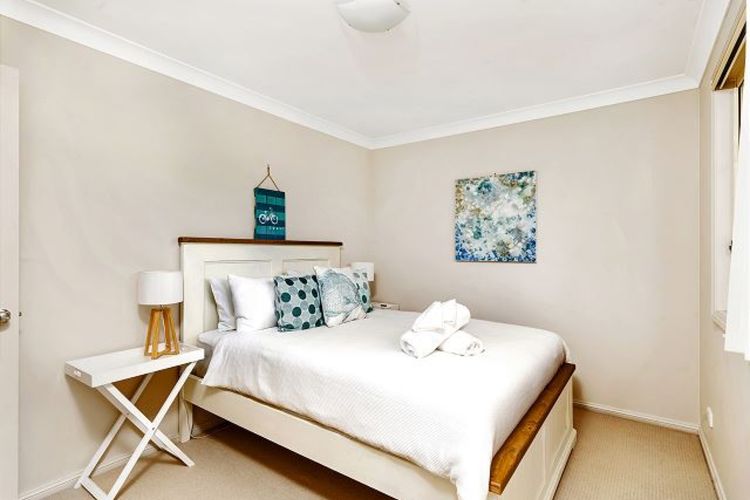 Woo23/15 – The Porthole of Huskisson by Experience Jervis Bay