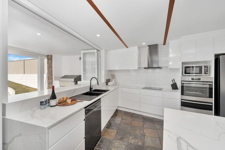 Eli104 – Ubuntu by Experience Jervis Bay