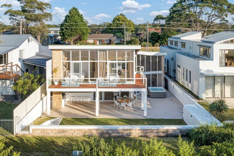 Eli104 – Ubuntu by Experience Jervis Bay