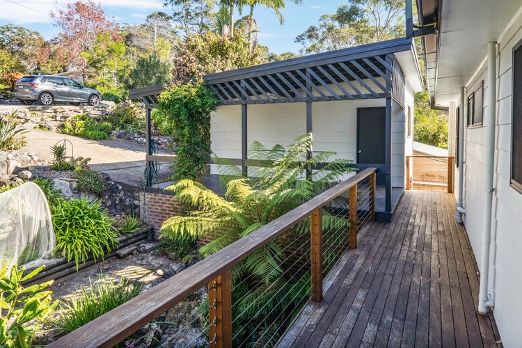 Fre72 – Fields of Green by Experience Jervis Bay