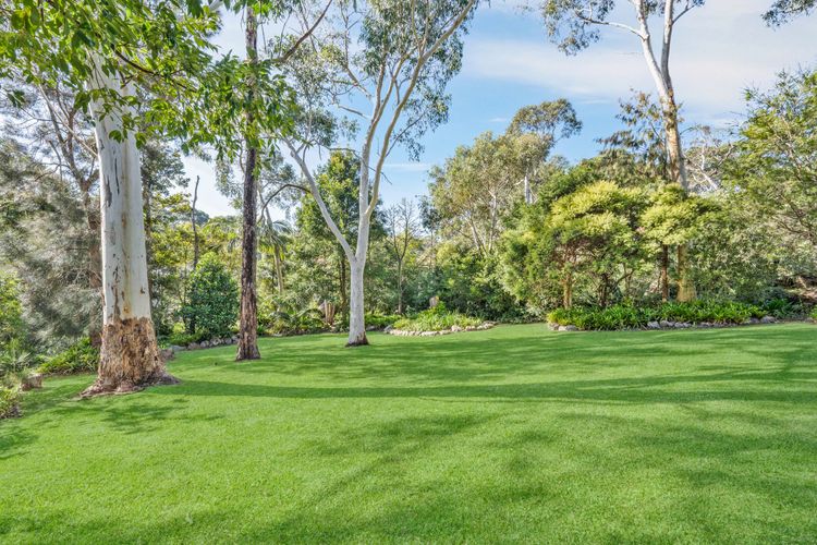 Fre72 – Fields of Green by Experience Jervis Bay