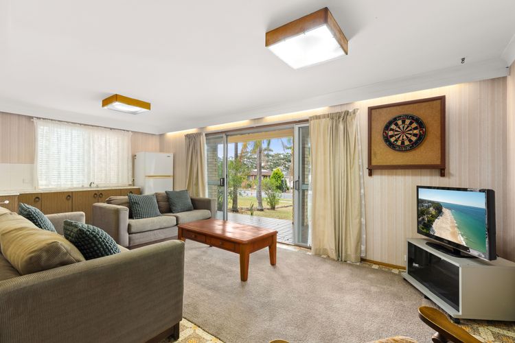 Eli231 – Minerva Beach House by Experience Jervis Bay