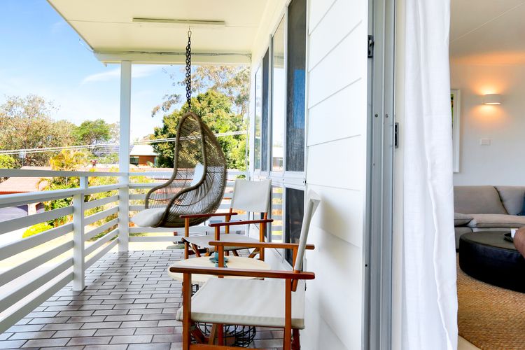 Dac36 – The White House by Experience Jervis Bay