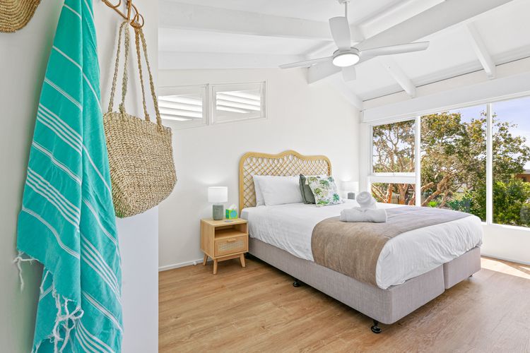 Dea18 – Sunrise Point Beach House by Experience Jervis Bay
