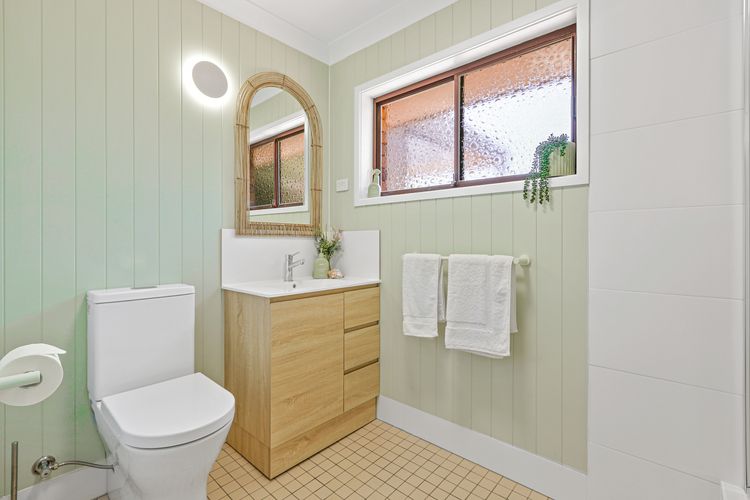 Dea18 – Sunrise Point Beach House by Experience Jervis Bay