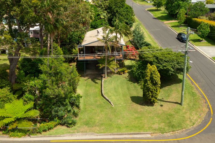 Cyr51 – Possum House by Experience Jervis Bay