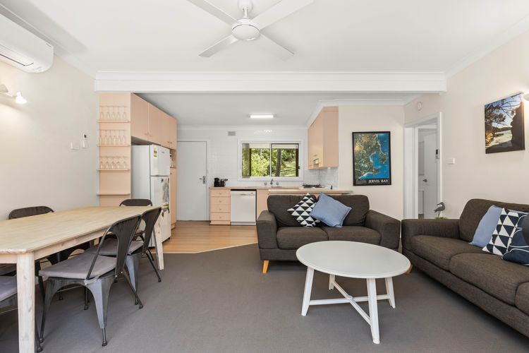 Eli405 – Rocks Place by Experience Jervis Bay