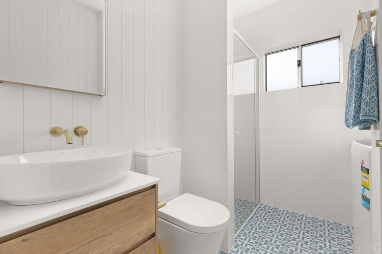 Dun79a – Blue Pearl by Experience Jervis Bay
