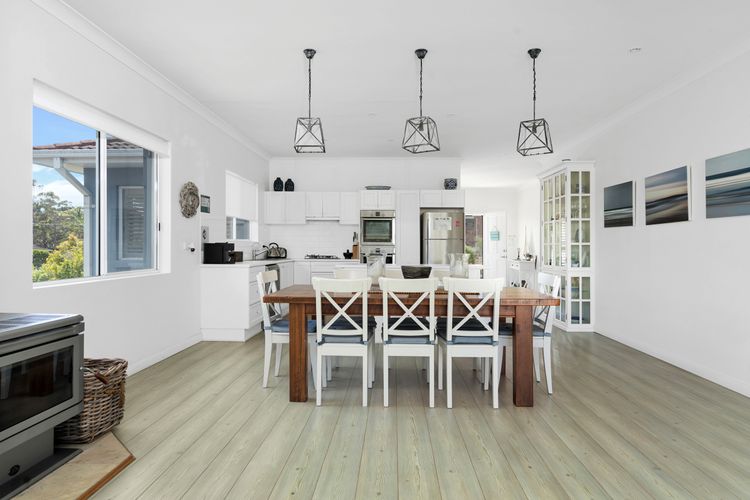 Car11 – Caroline’s Beach House by Experience Jervis Bay