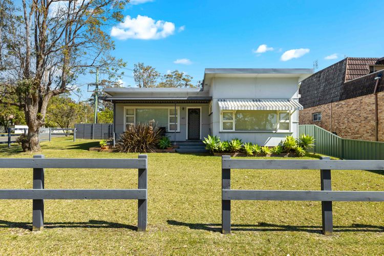 Bur63 – Huskisson Delight! by Experience Jervis Bay