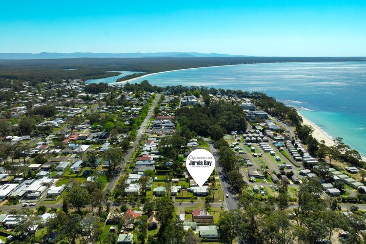 Bur63 – Huskisson Delight! by Experience Jervis Bay