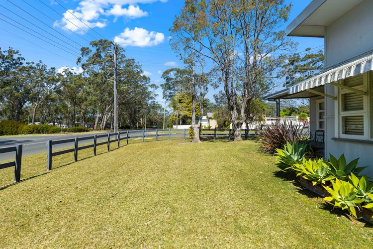 Bur63 – Huskisson Delight! by Experience Jervis Bay