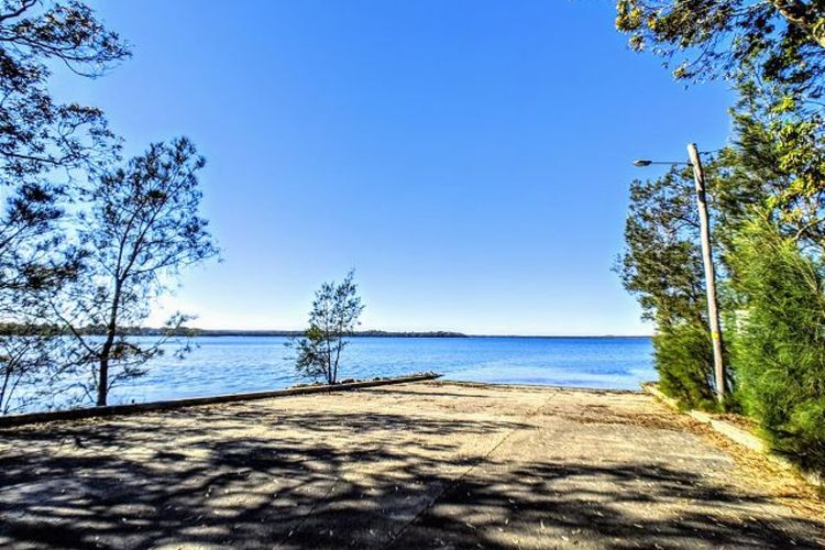 Lor26 – Sea Eagle by Experience Jervis Bay