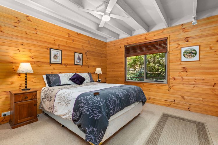 Gre140 – Halcyon on the Basin by Experience Jervis Bay